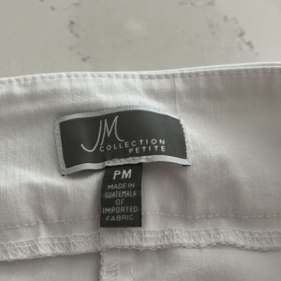 JM Collection White Pull-on Style Pants-FREE w/bundle purchase - Picture 7 of 8